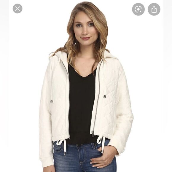 Free People Jackets & Blazers - Free People quilted split back ivory jacket